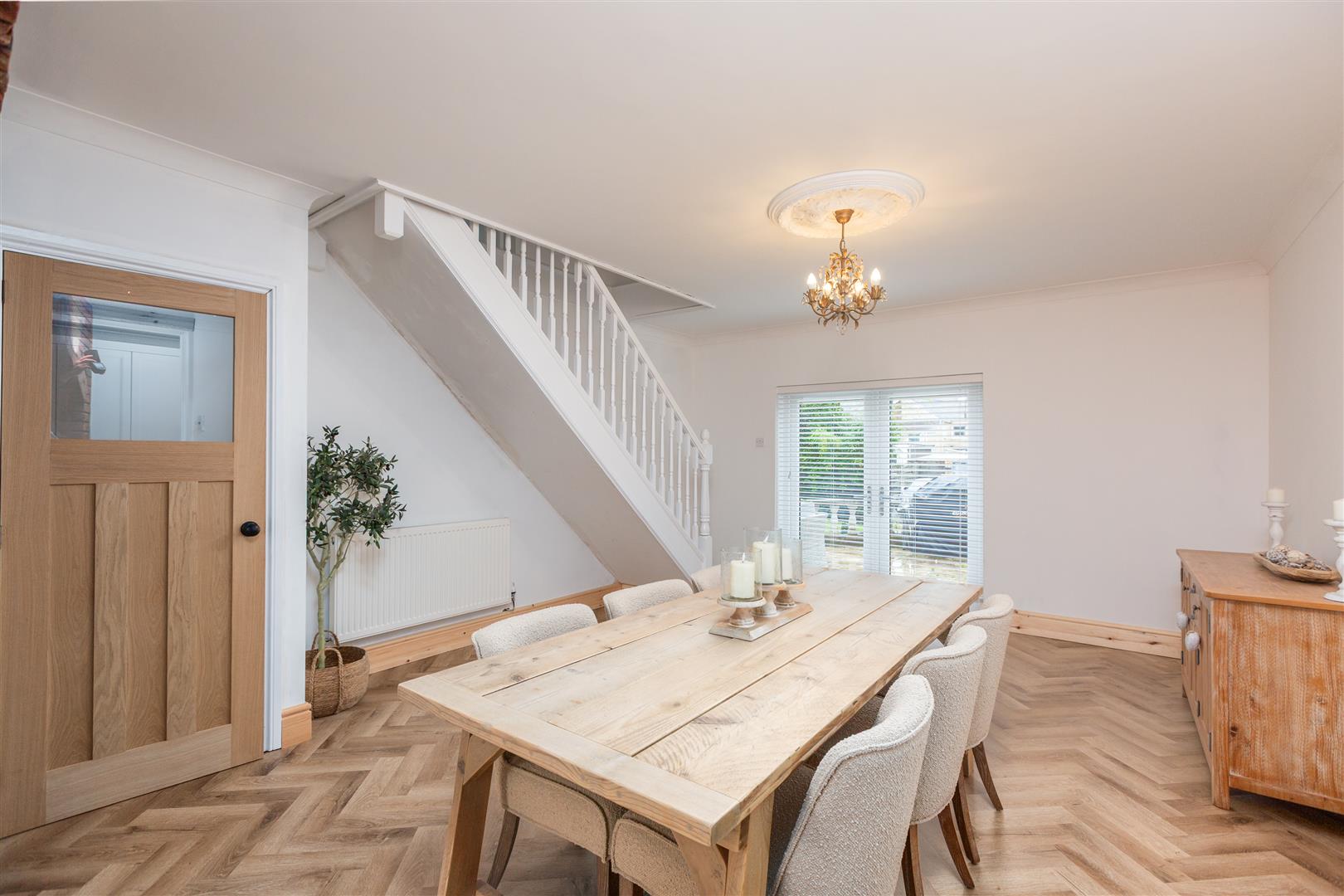Vardre Road, Clydach, Swansea, SA6 5LP
